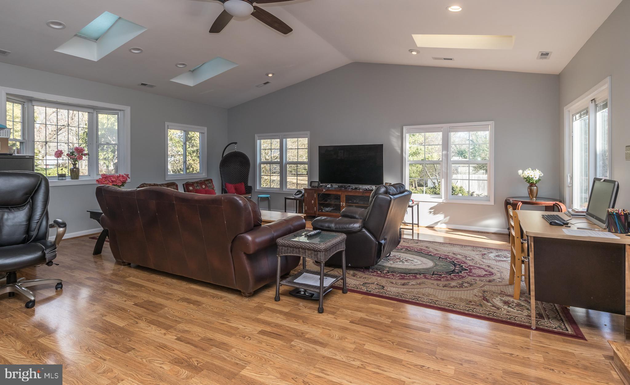 SEVERNA GARDENS - Residential