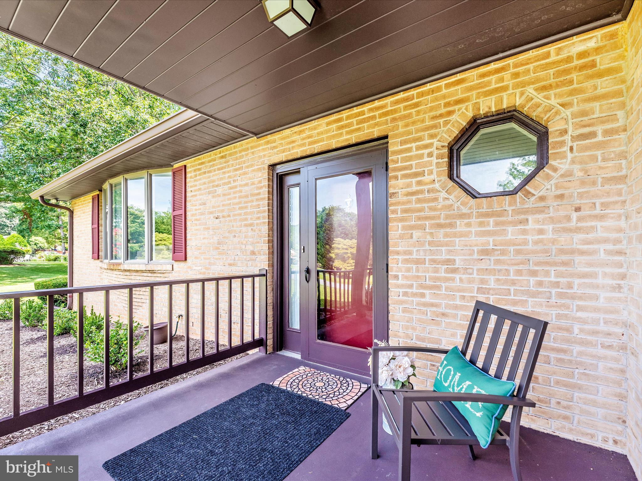 5018 CAMELBACK LANE