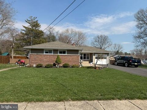 47 HOLLY BOULEVARD SOUTHAMPTON NJ 08088