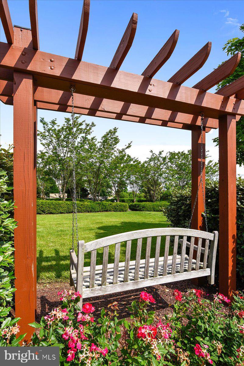 MERCER PARK CONDOMINIUM - Residential