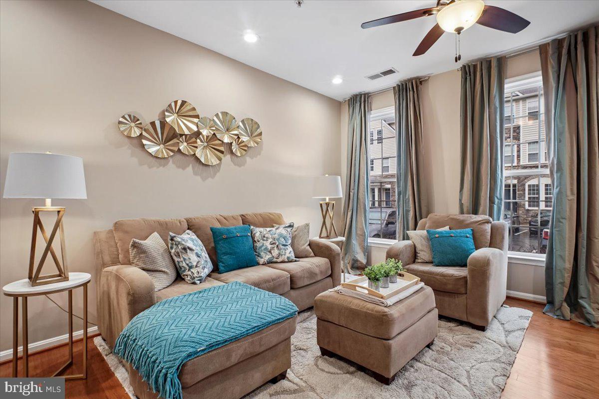 MERCER PARK CONDOMINIUM - Residential