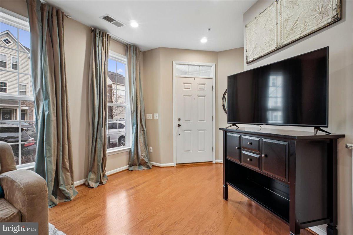 MERCER PARK CONDOMINIUM - Residential