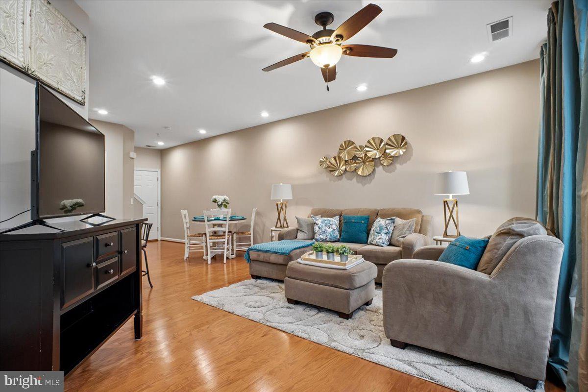 MERCER PARK CONDOMINIUM - Residential