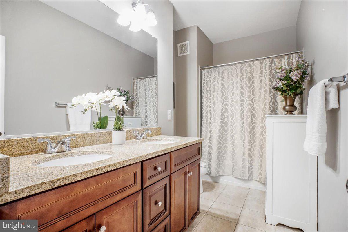 MERCER PARK CONDOMINIUM - Residential