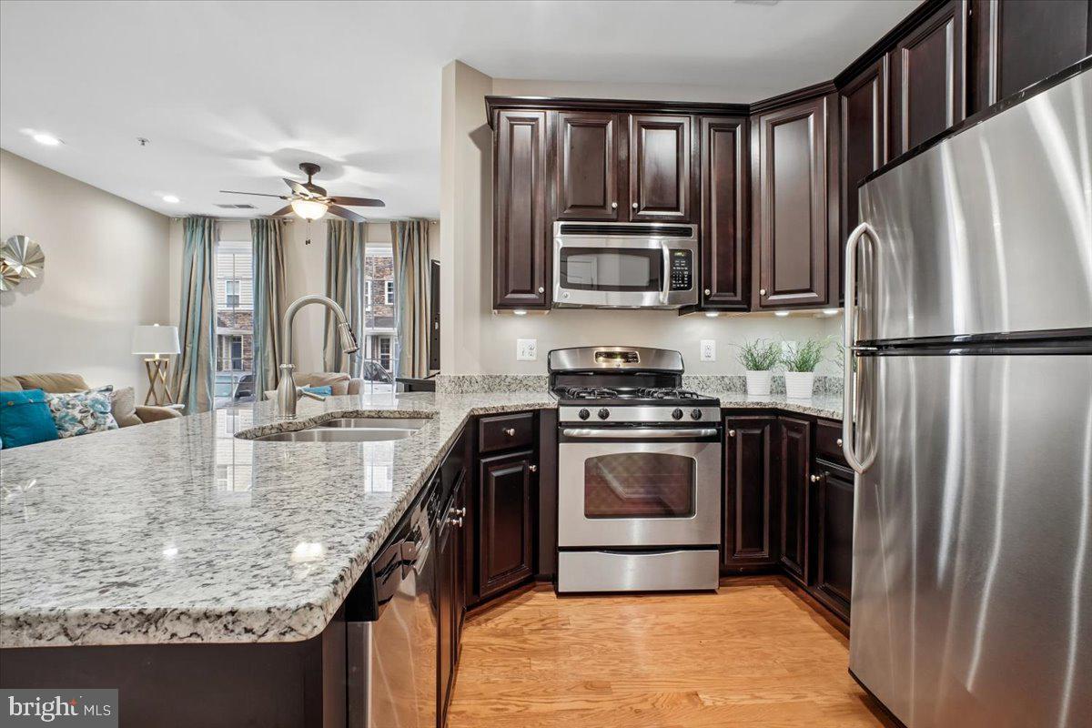 MERCER PARK CONDOMINIUM - Residential