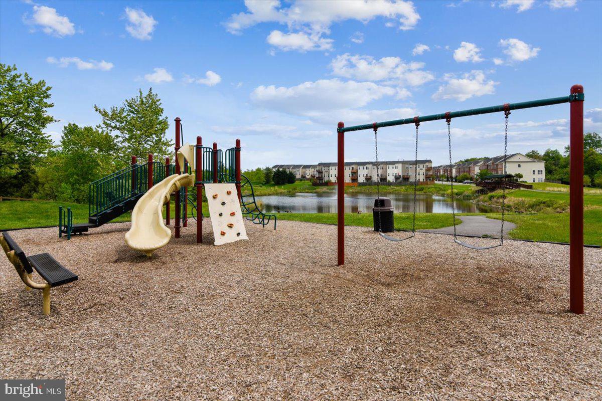 MERCER PARK CONDOMINIUM - Residential