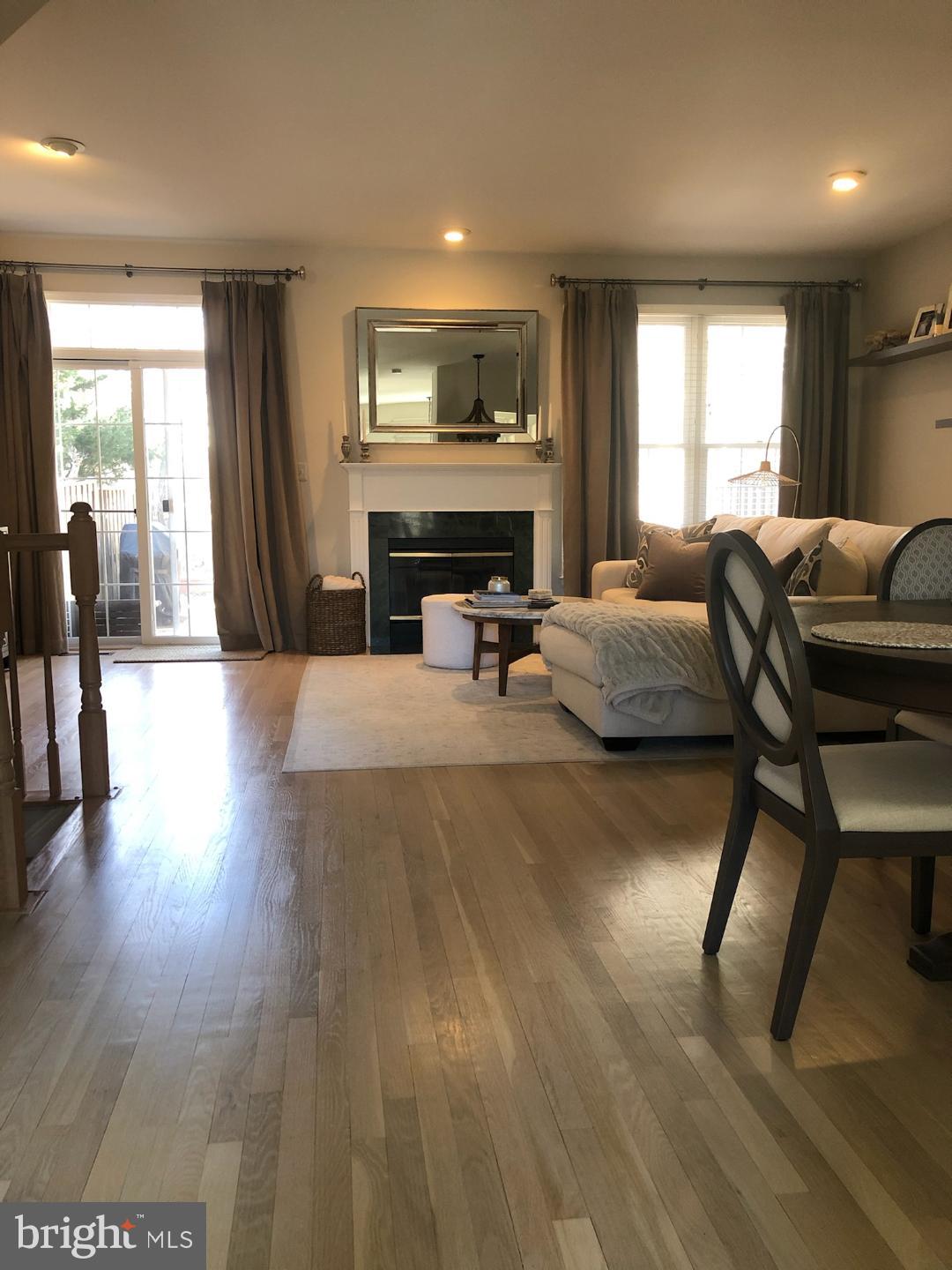 WINDSOR PARK - Residential Lease