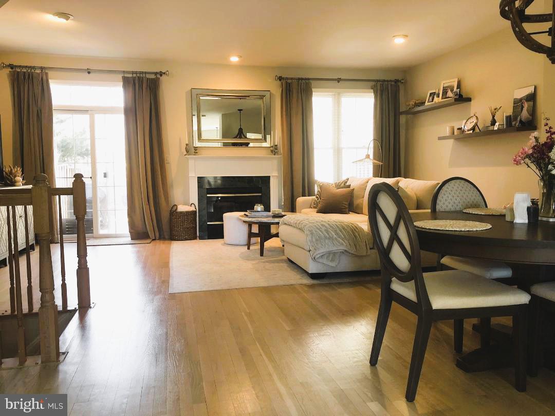 WINDSOR PARK - Residential Lease