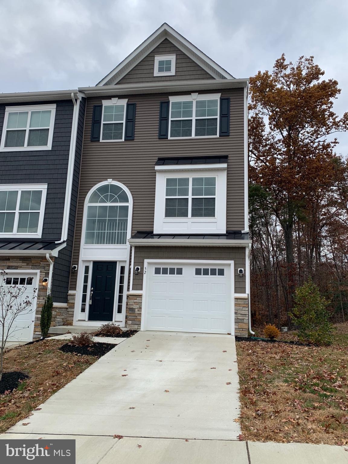 HEATHER HILLS - Residential Lease