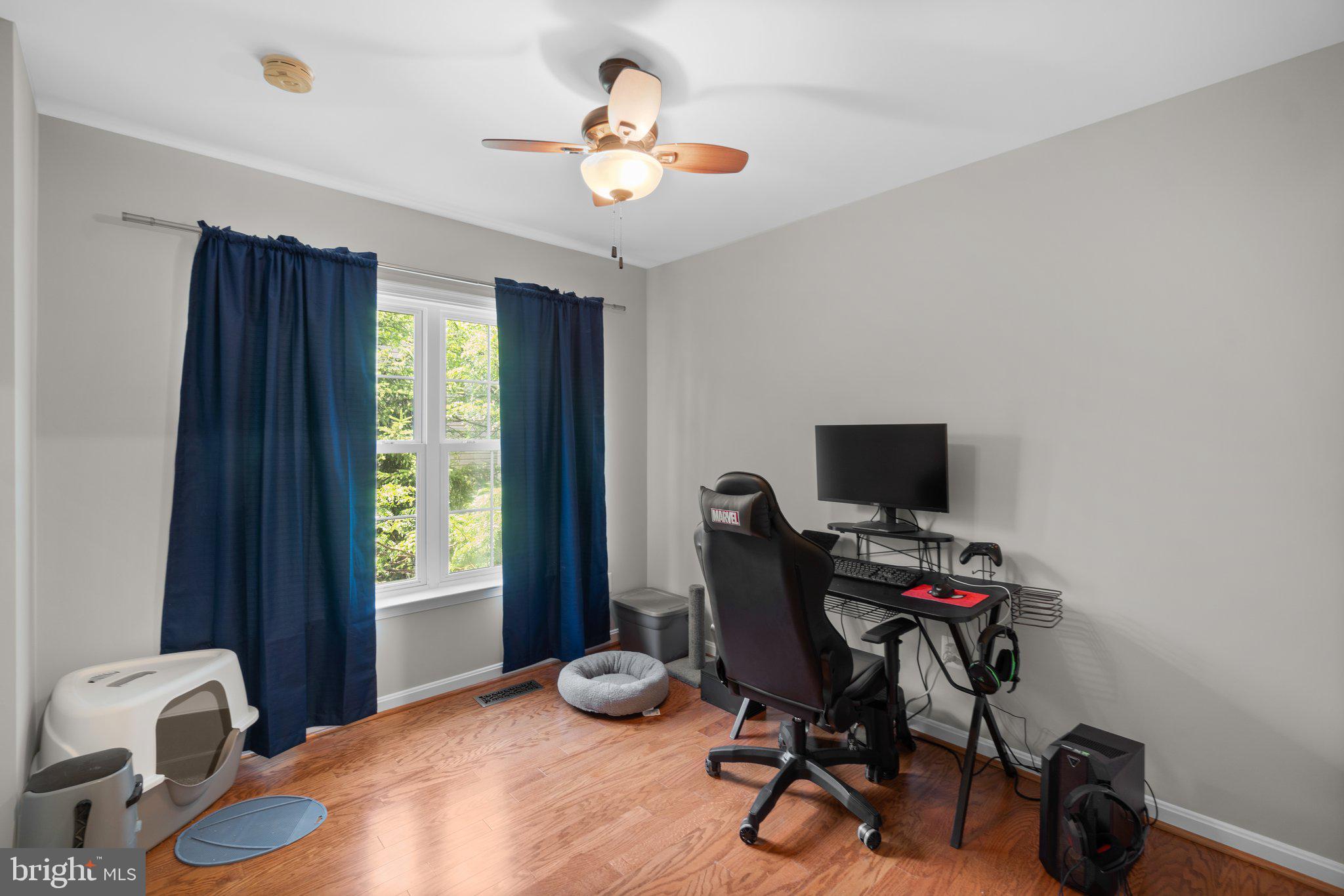 CHATSWORTH VILLAGE CONDO - Residential