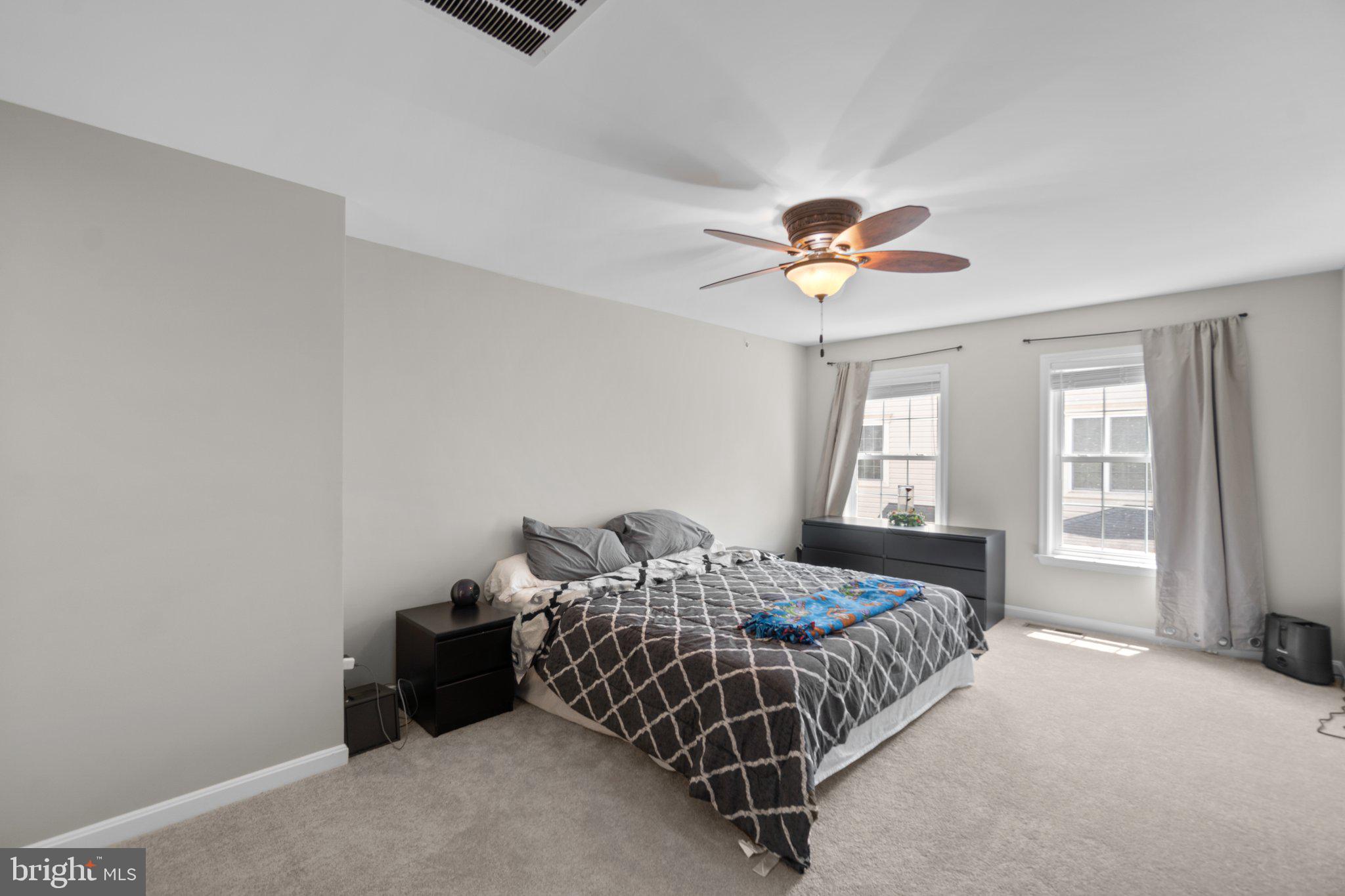 CHATSWORTH VILLAGE CONDO - Residential