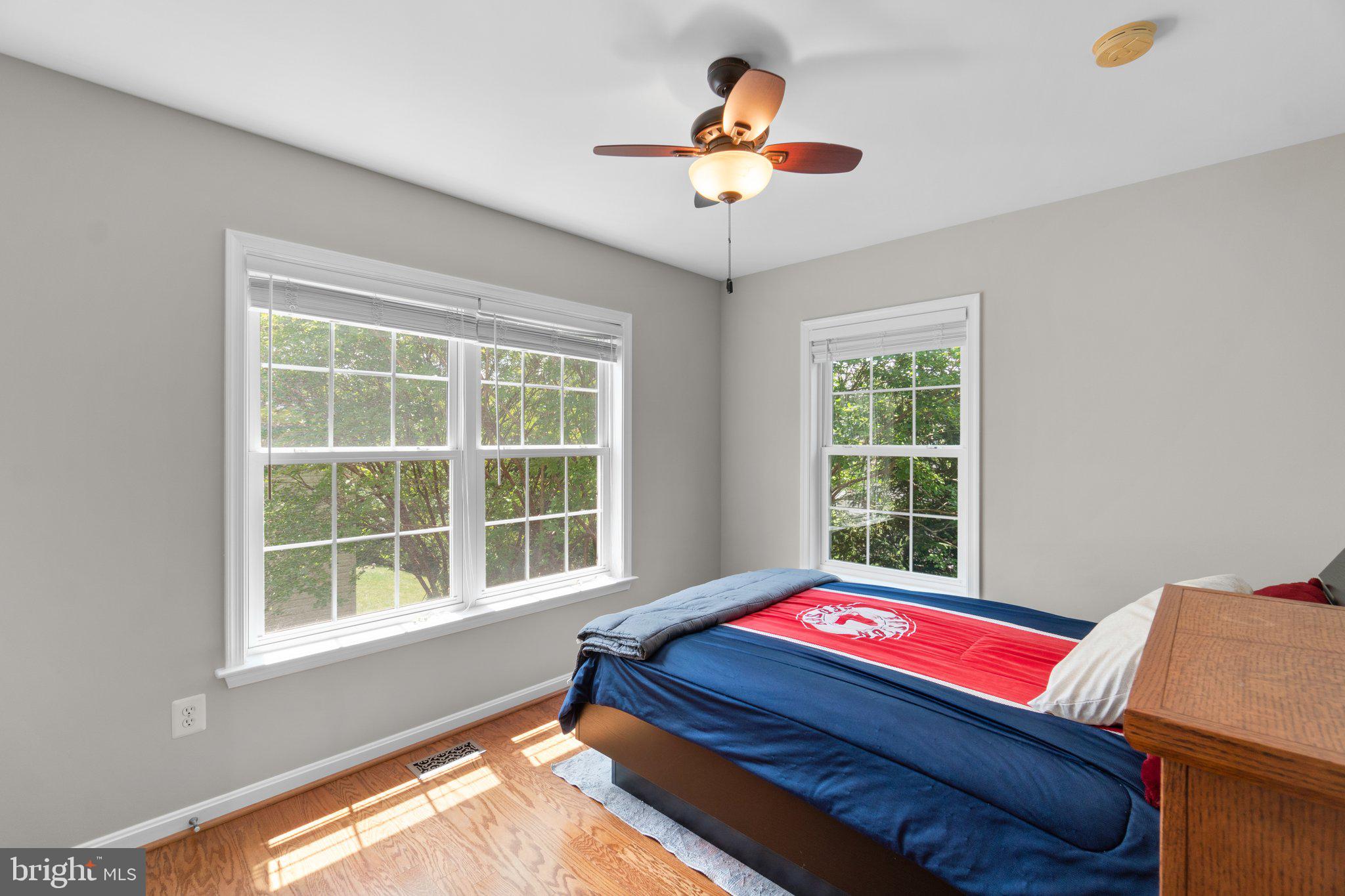 CHATSWORTH VILLAGE CONDO - Residential