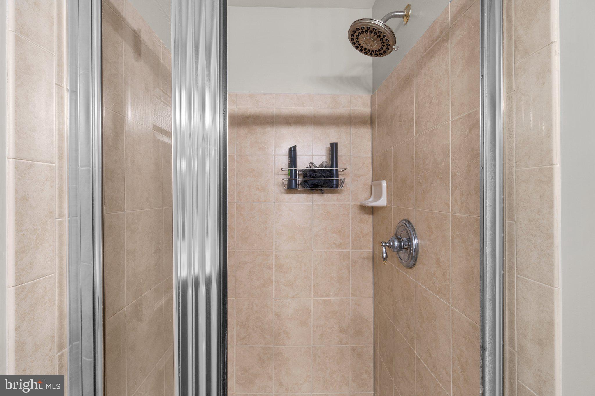 CHATSWORTH VILLAGE CONDO - Residential