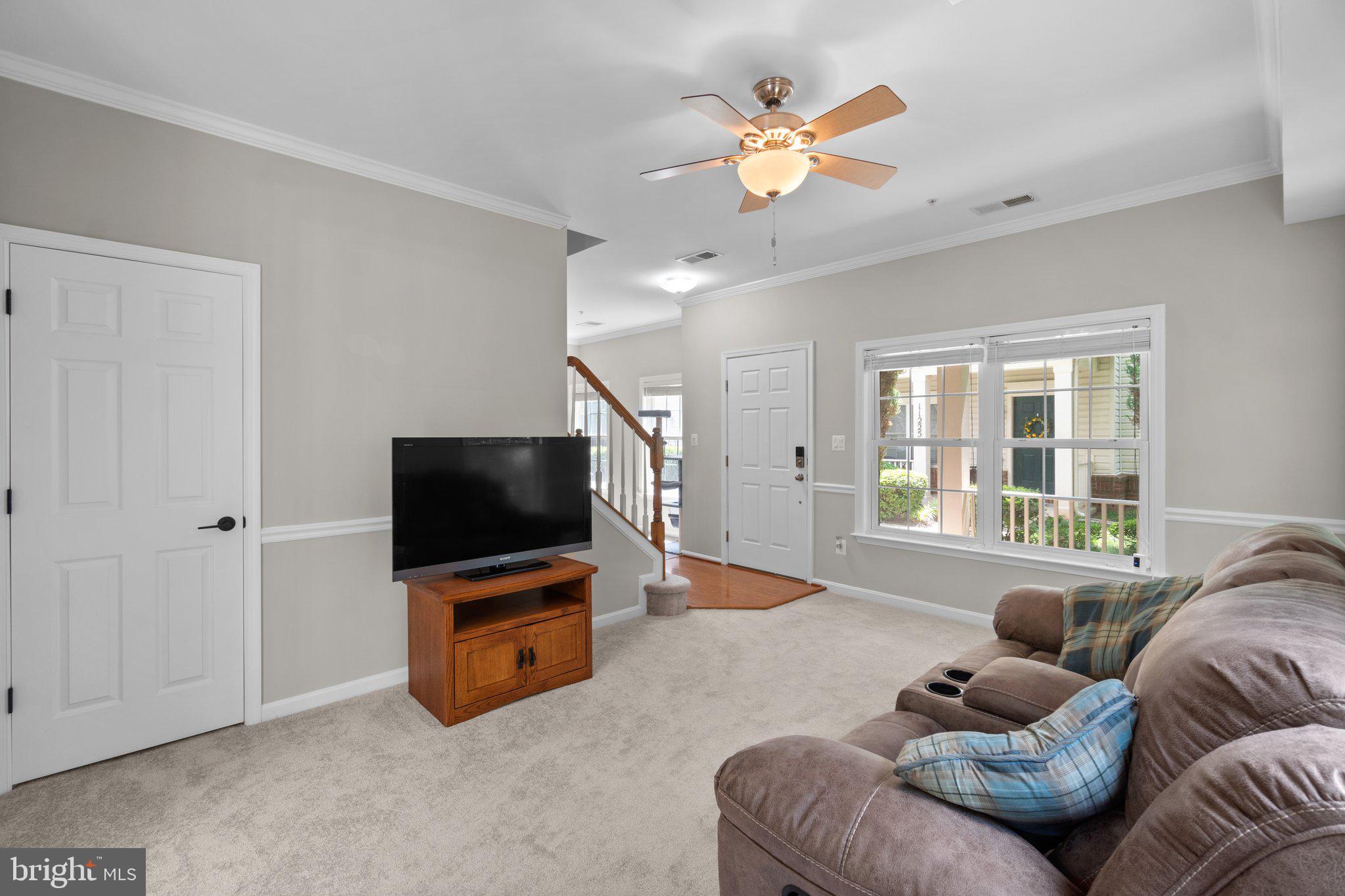 CHATSWORTH VILLAGE CONDO - Residential