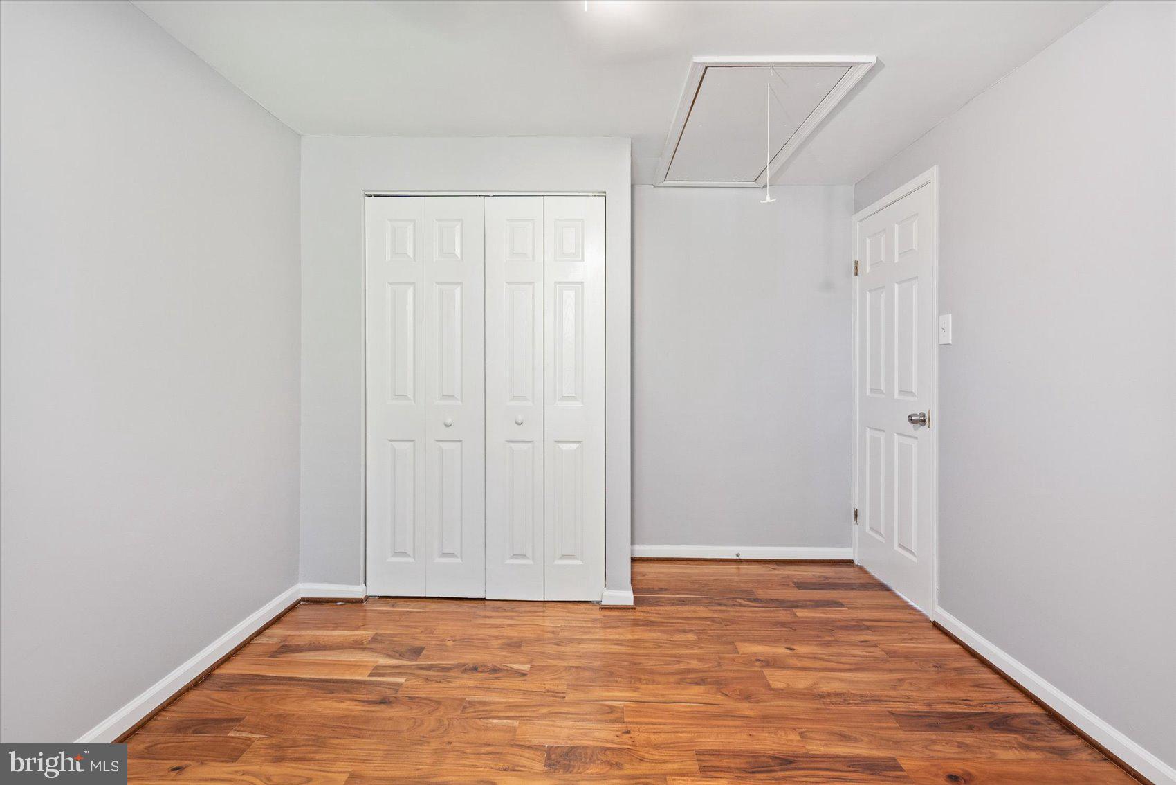 OAKMONT - Residential Lease