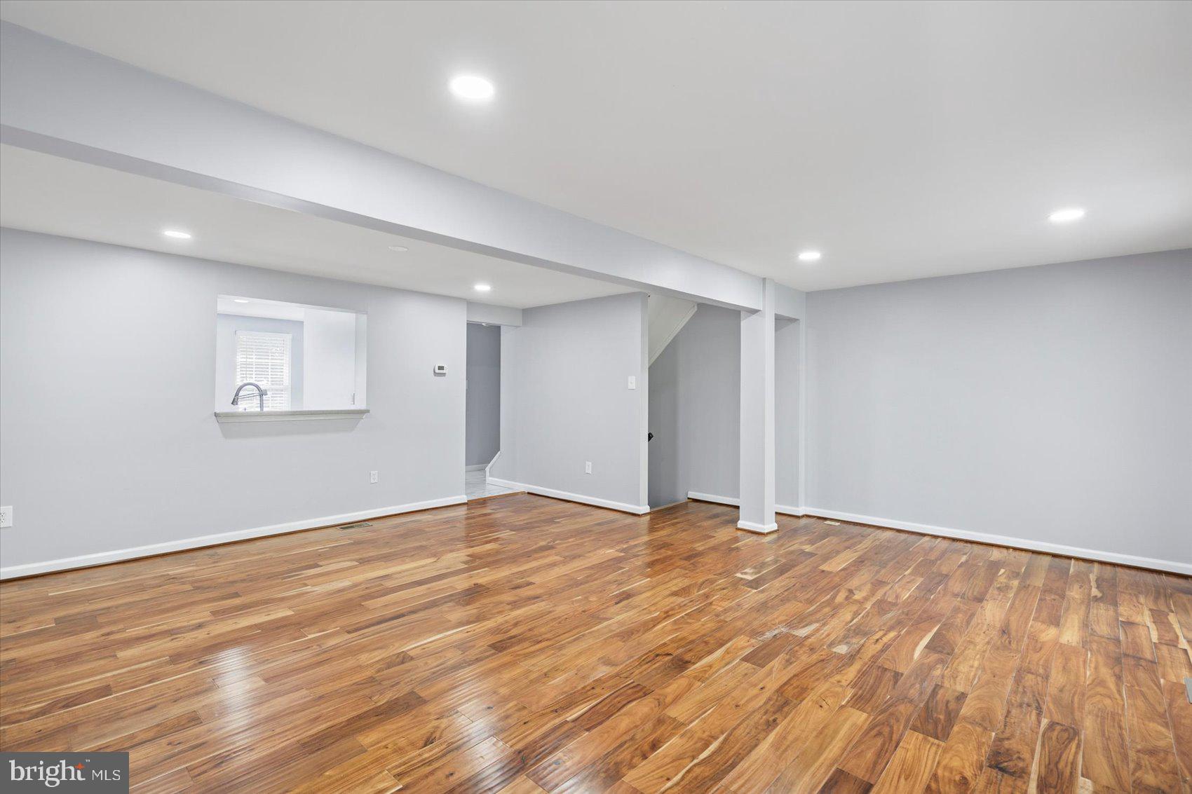 OAKMONT - Residential Lease