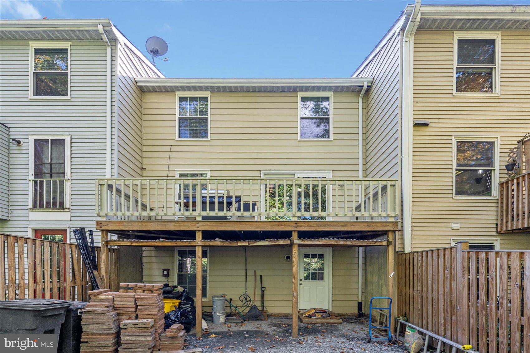 OAKMONT - Residential Lease