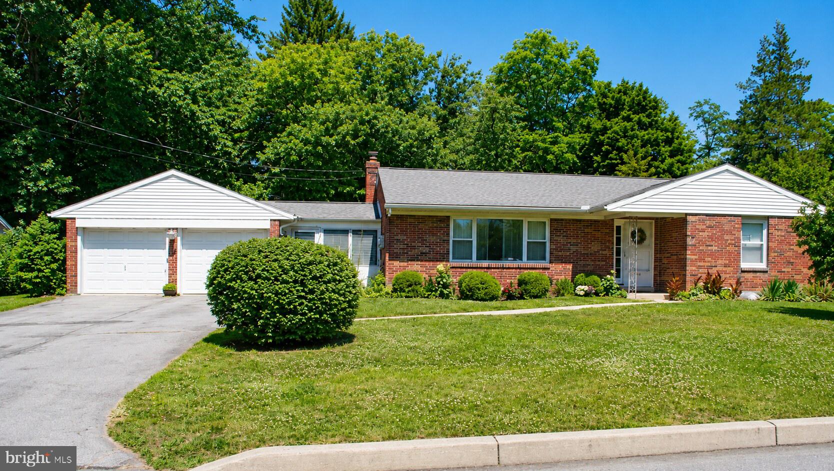 625 HAMPDEN ROAD