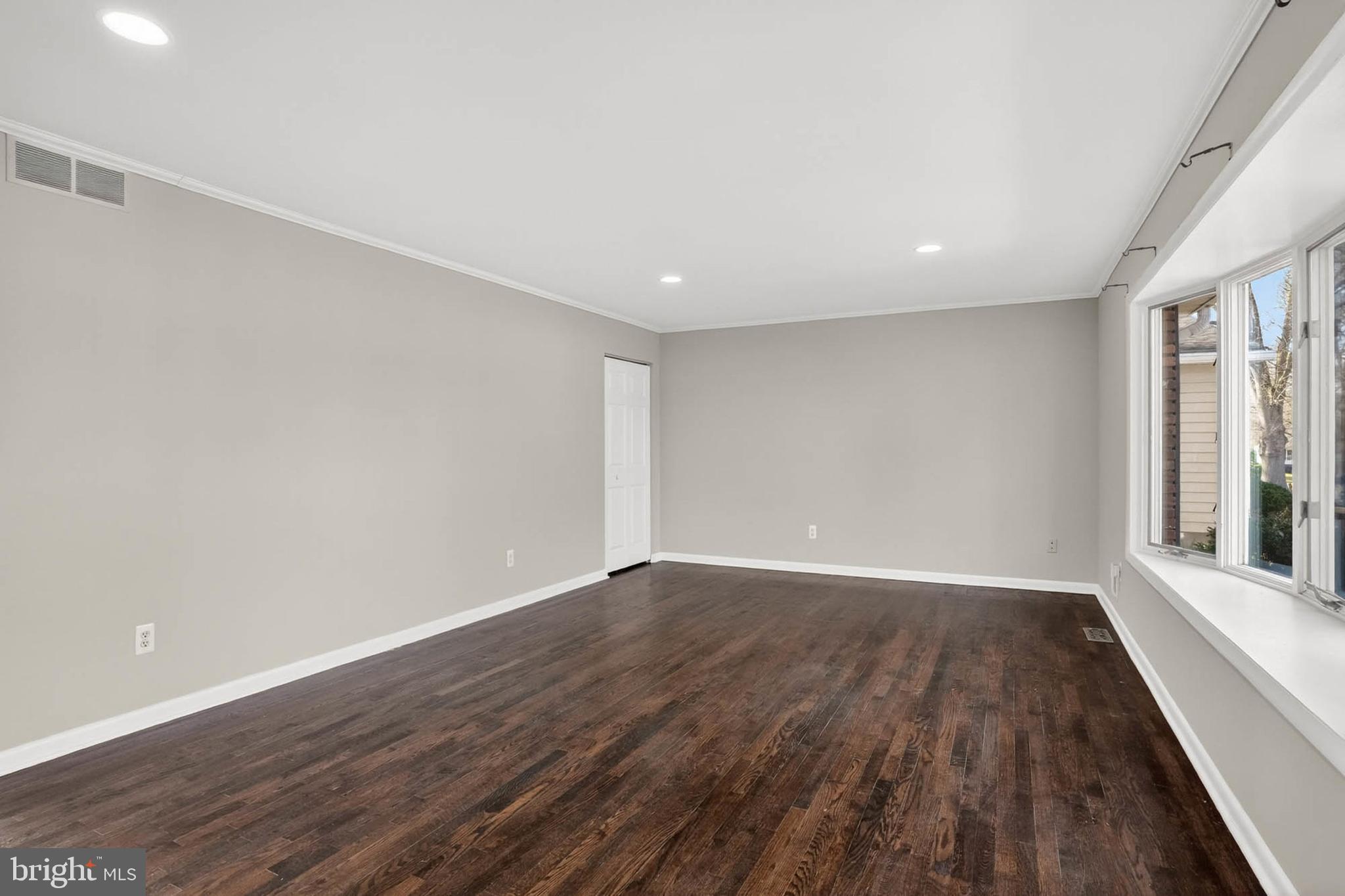 CAMPUS GREEN - Residential Lease