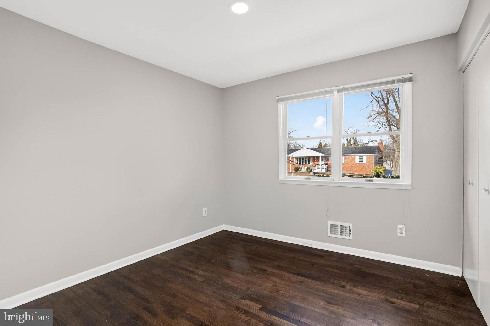 CAMPUS GREEN - Residential Lease