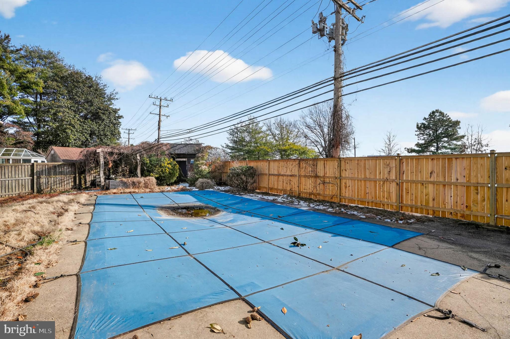 CAMPUS GREEN - Residential Lease