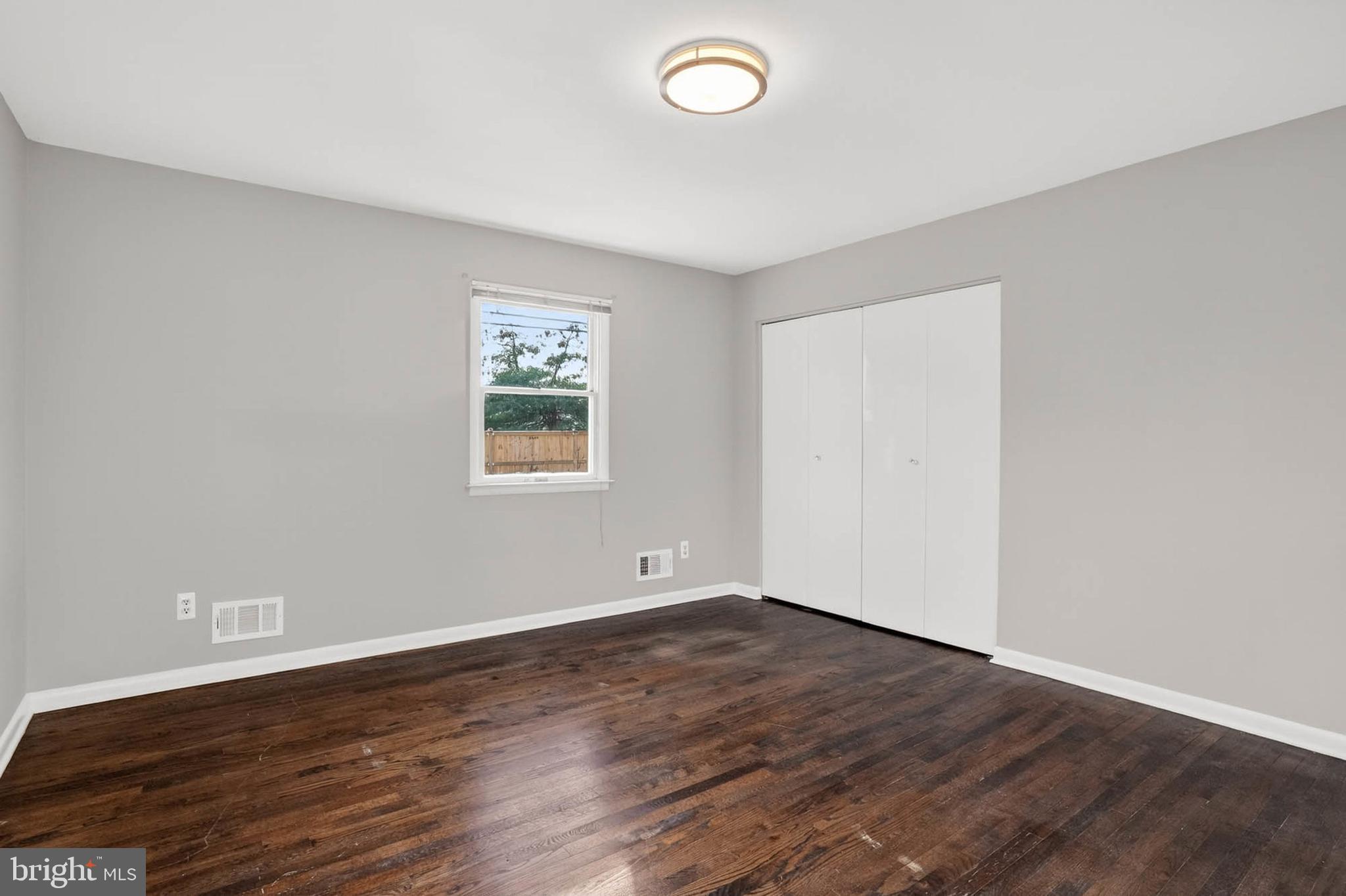 CAMPUS GREEN - Residential Lease