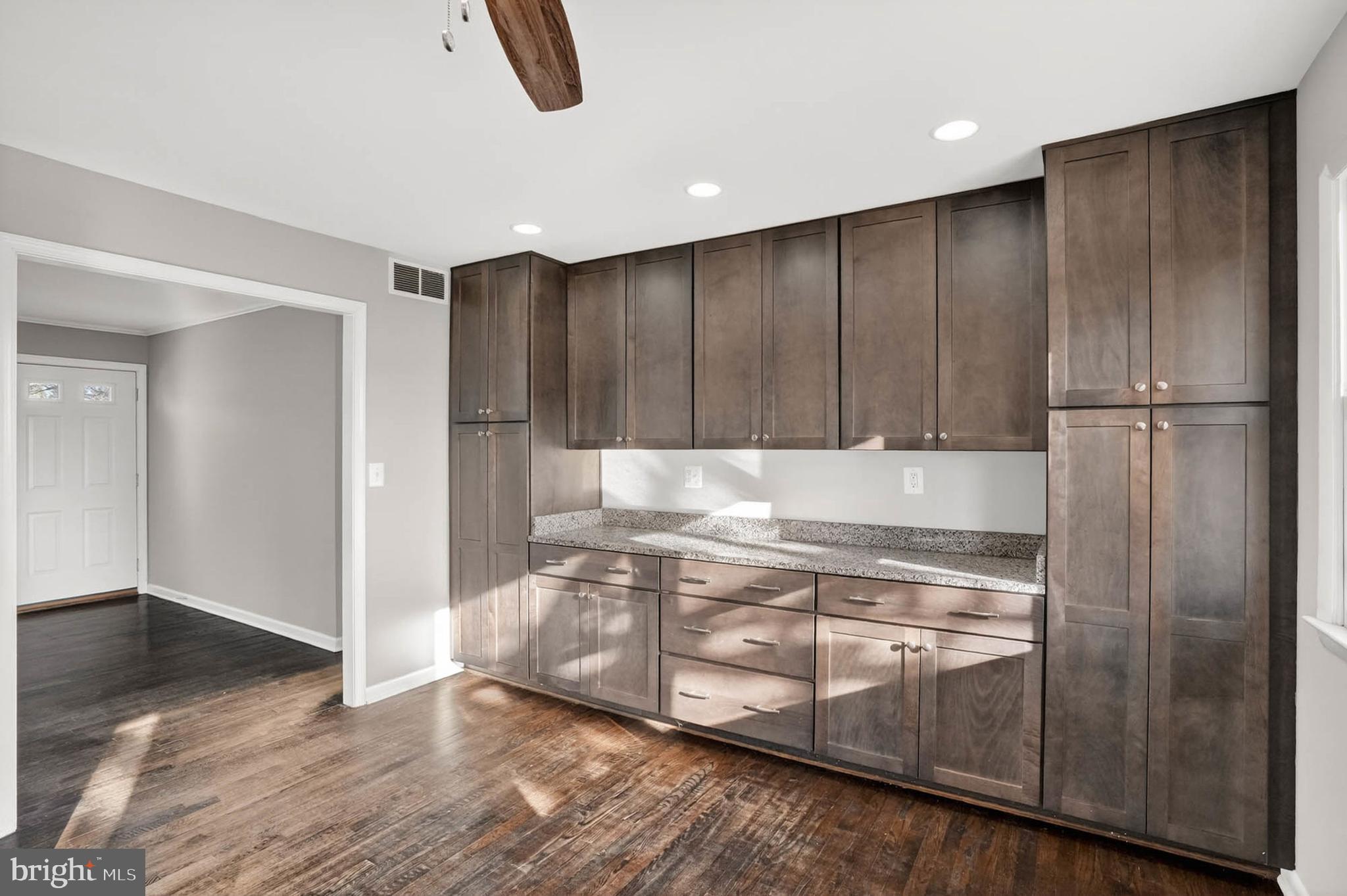 CAMPUS GREEN - Residential Lease