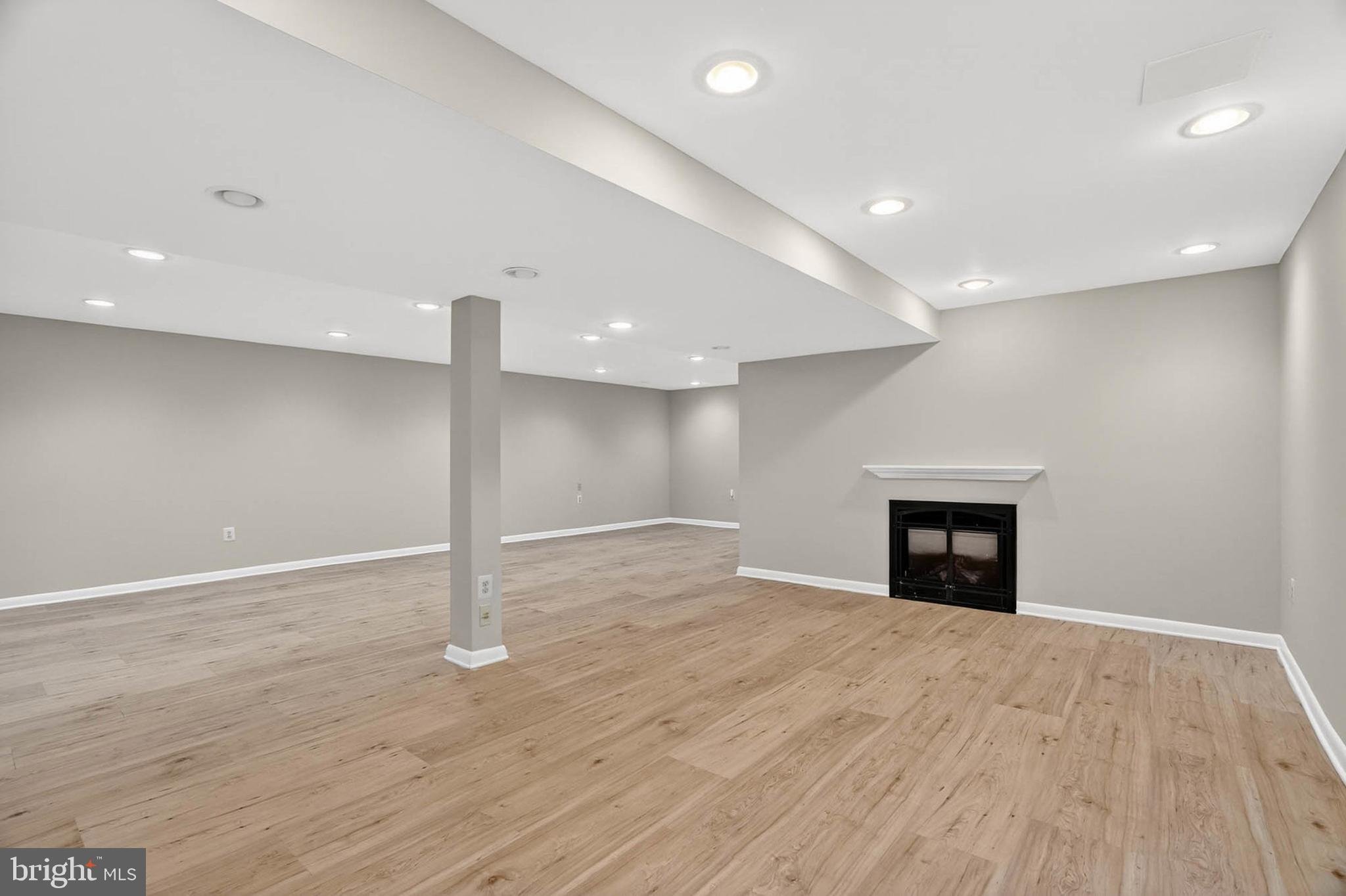 CAMPUS GREEN - Residential Lease