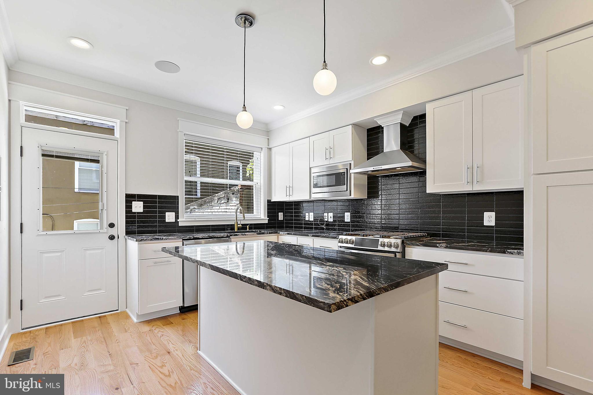 CANTON - Residential