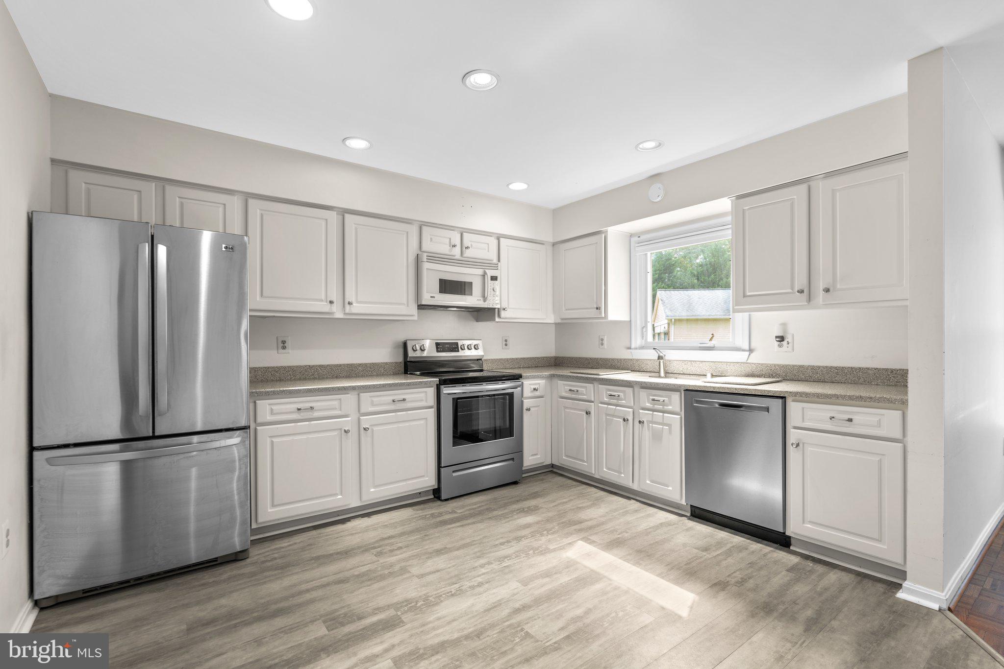 HERITAGE HARBOUR - Residential