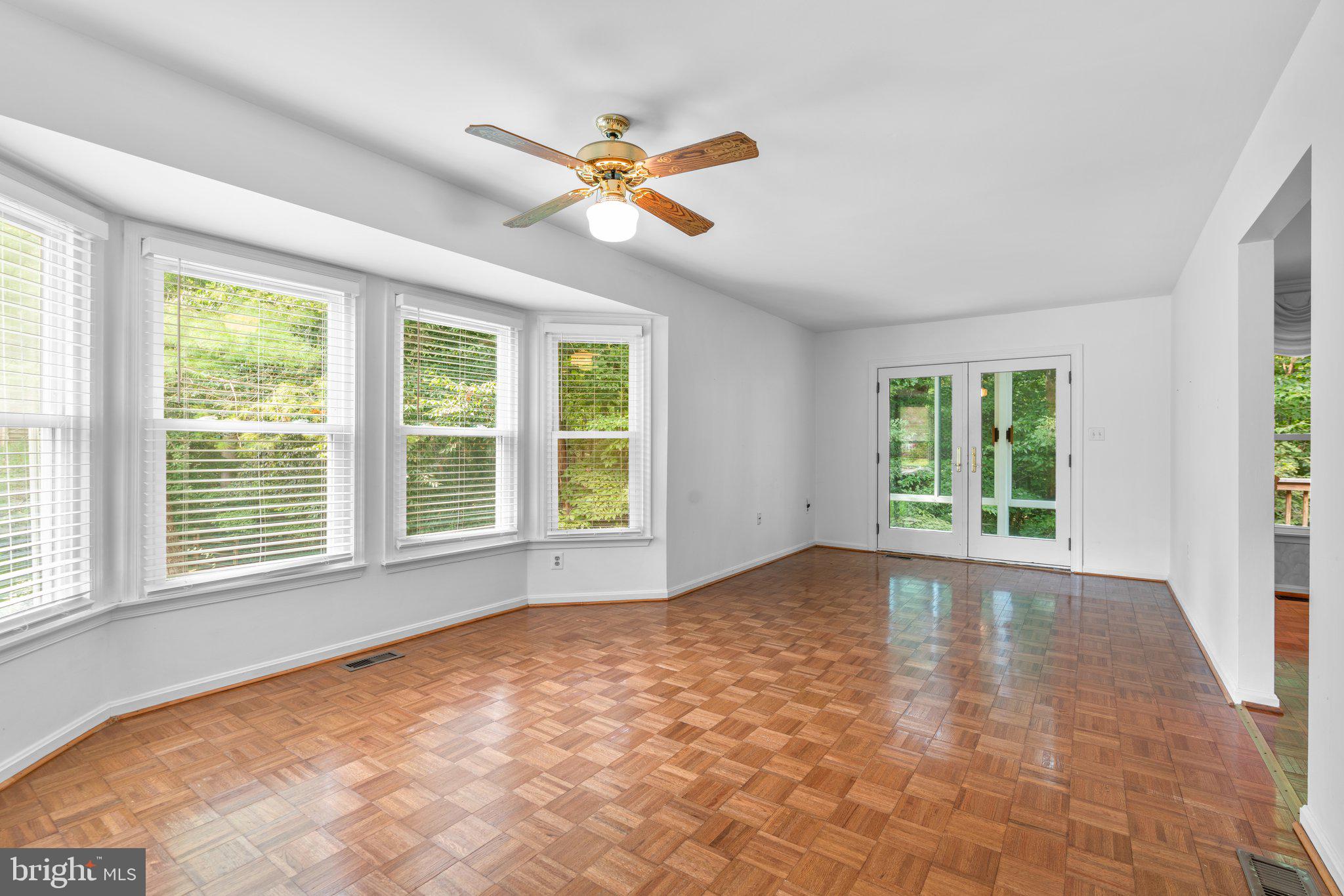 HERITAGE HARBOUR - Residential