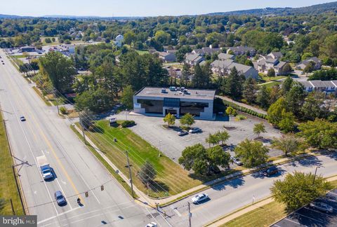 Photo of 3995 E Market Street, YORK, PA 17402 (MLS # PAYK2096992)