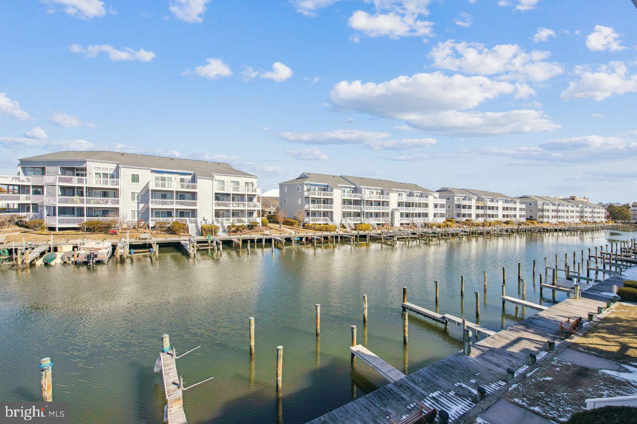 HIDDEN HARBOR - Residential