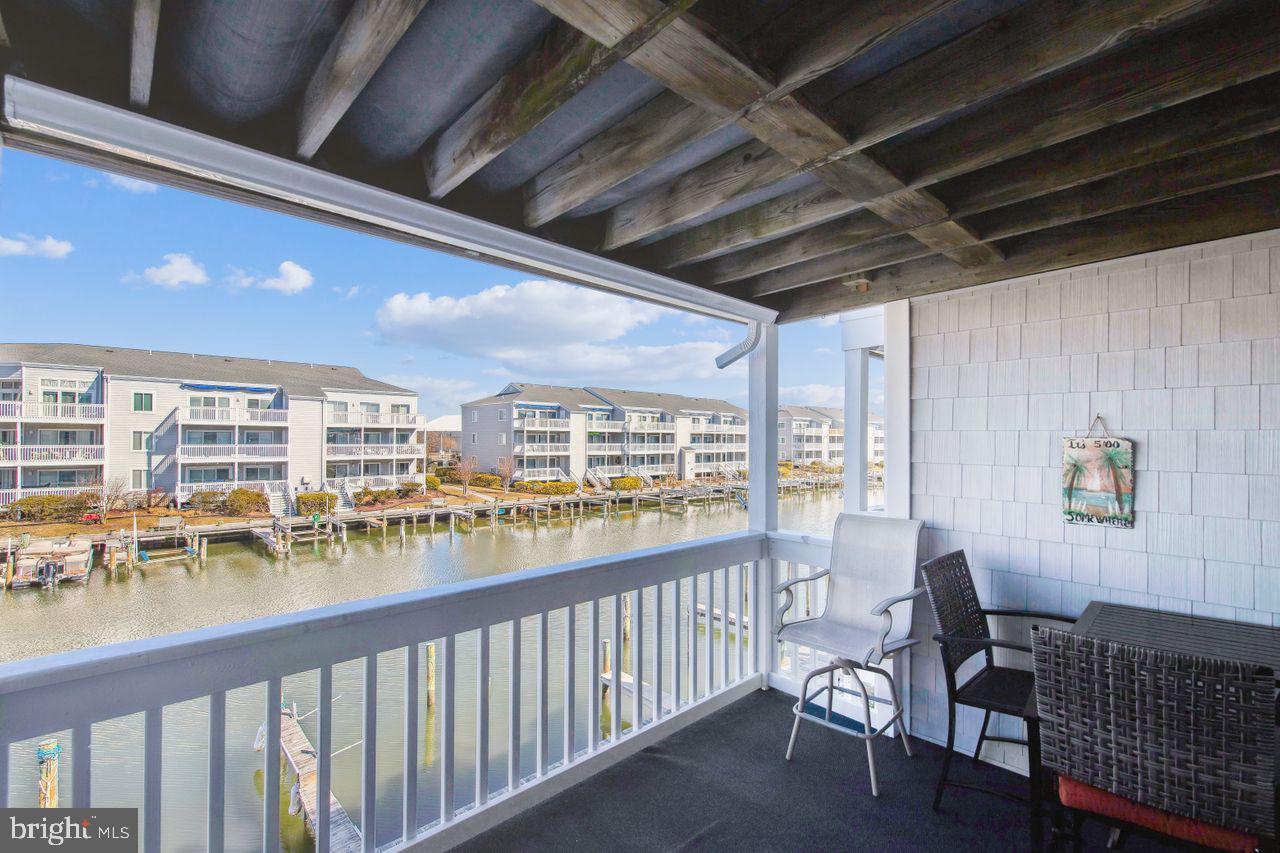 HIDDEN HARBOR - Residential