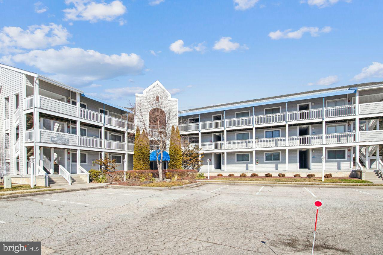 HIDDEN HARBOR - Residential