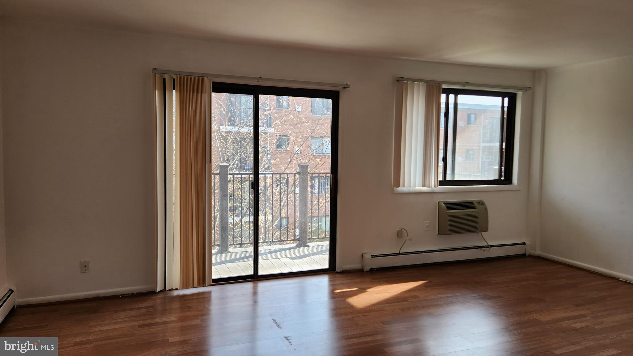 JAMES LEE - Residential