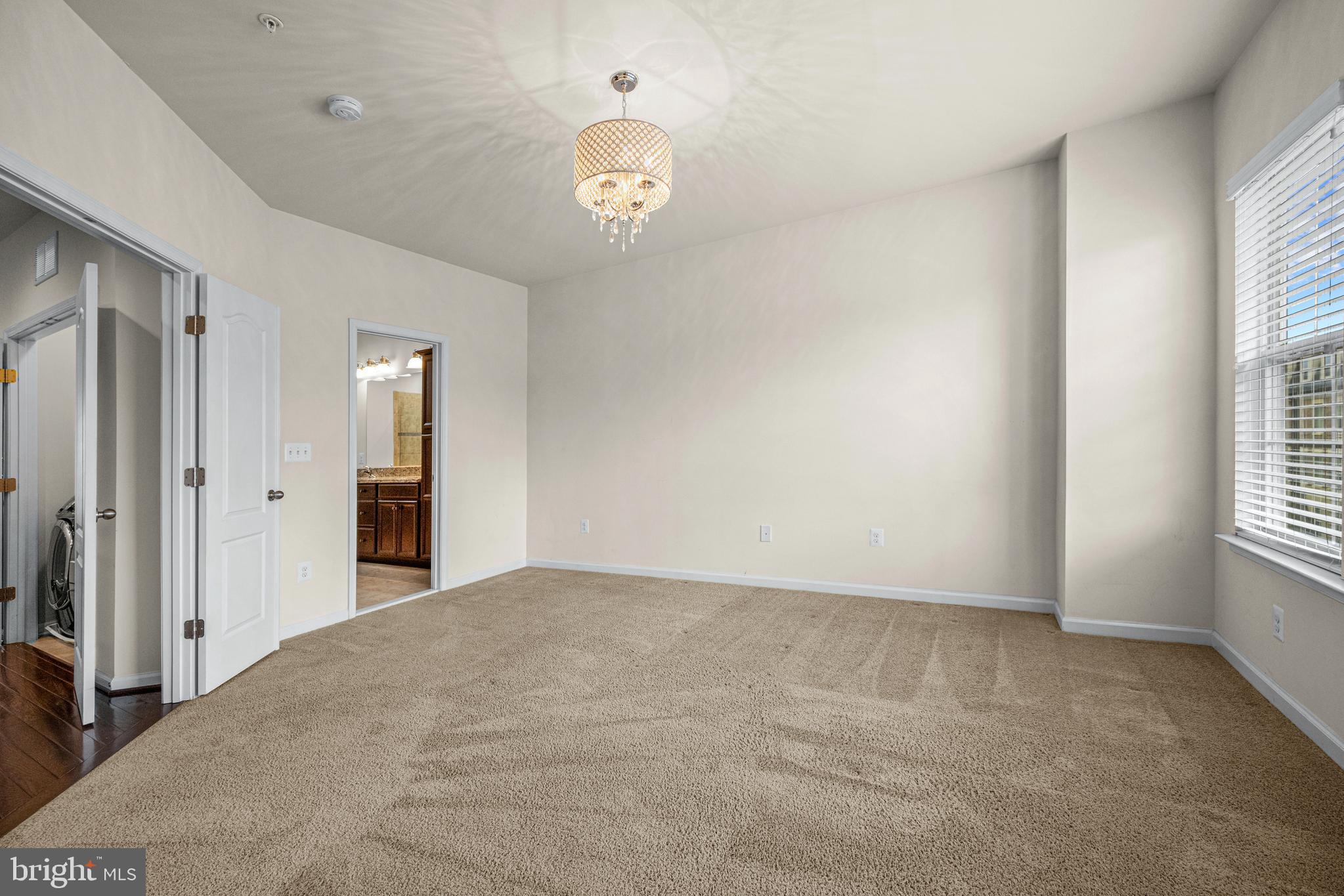 POTOMAC OVERLOOK - Residential Lease