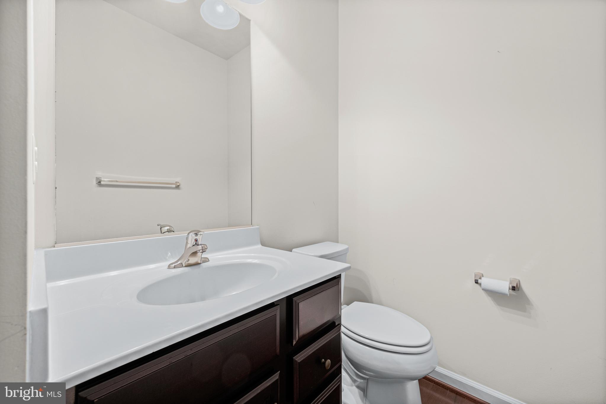 POTOMAC OVERLOOK - Residential Lease