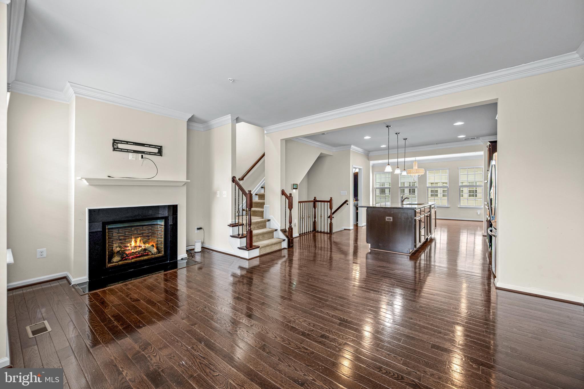 POTOMAC OVERLOOK - Residential Lease