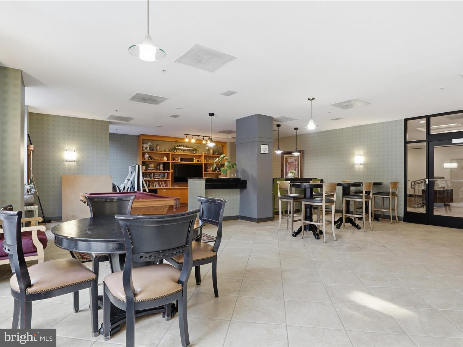 RESIDENCES AT STATION SQUARE - Residential