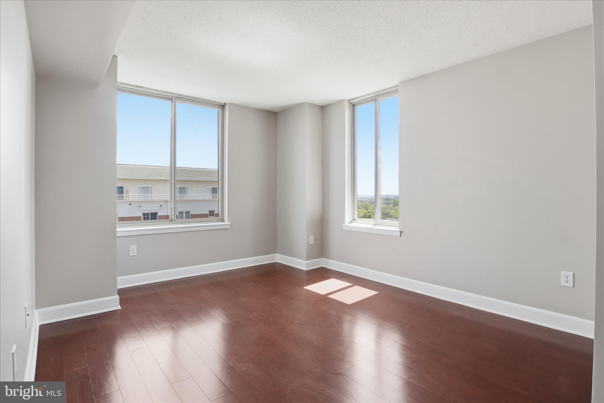 RESIDENCES AT STATION SQUARE - Residential