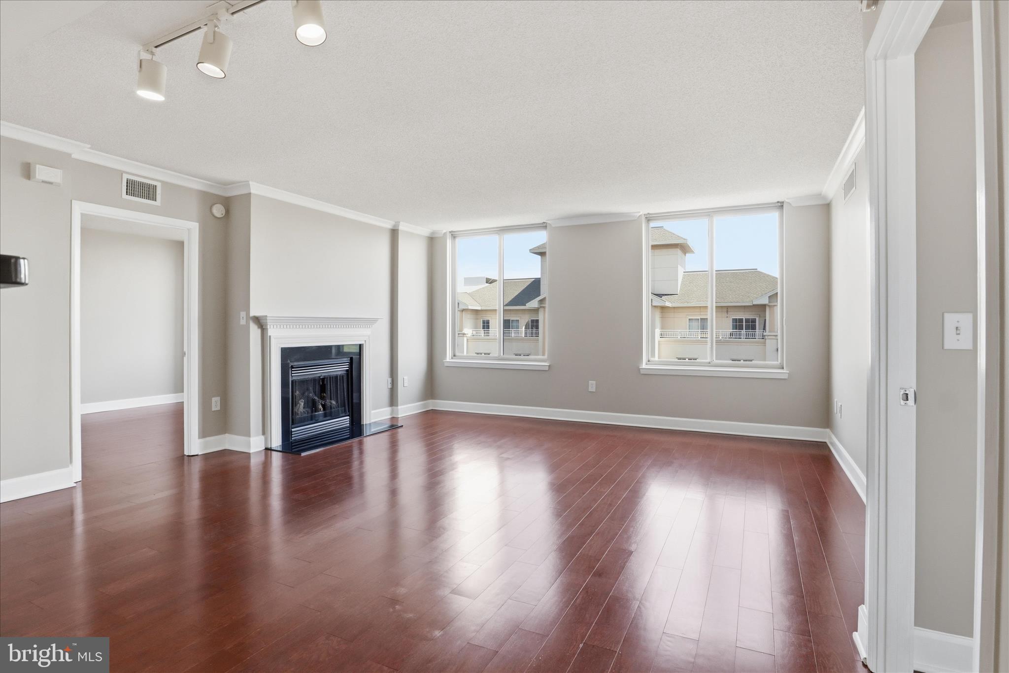 1220 N FILLMORE STREET 908