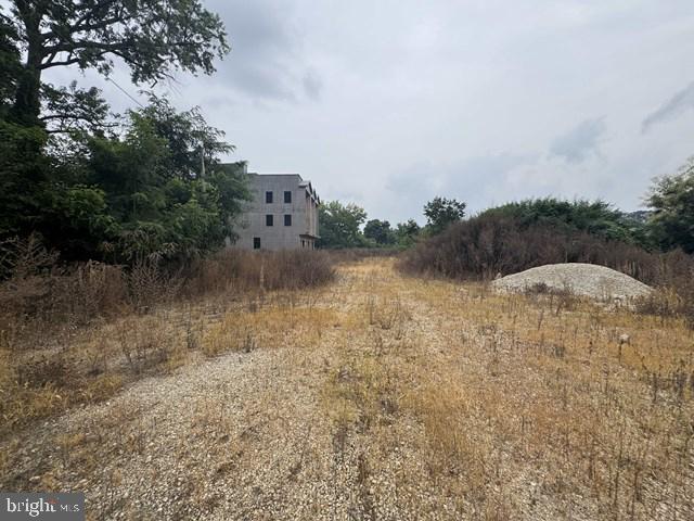 MT AIRY (EAST) - Land