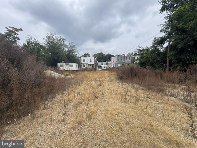 MT AIRY (EAST) - Land