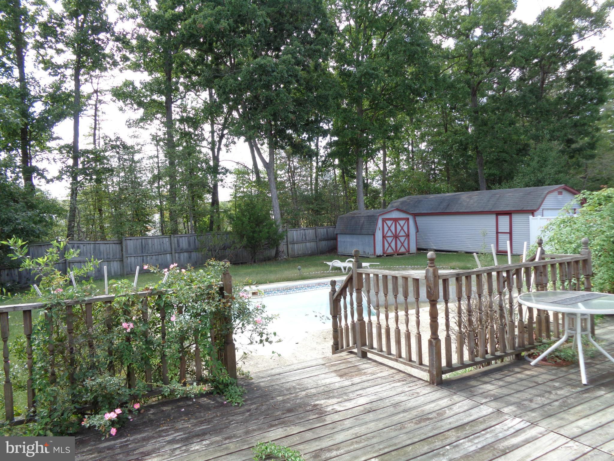 WHITE OAK VILLAGE SUB - Residential