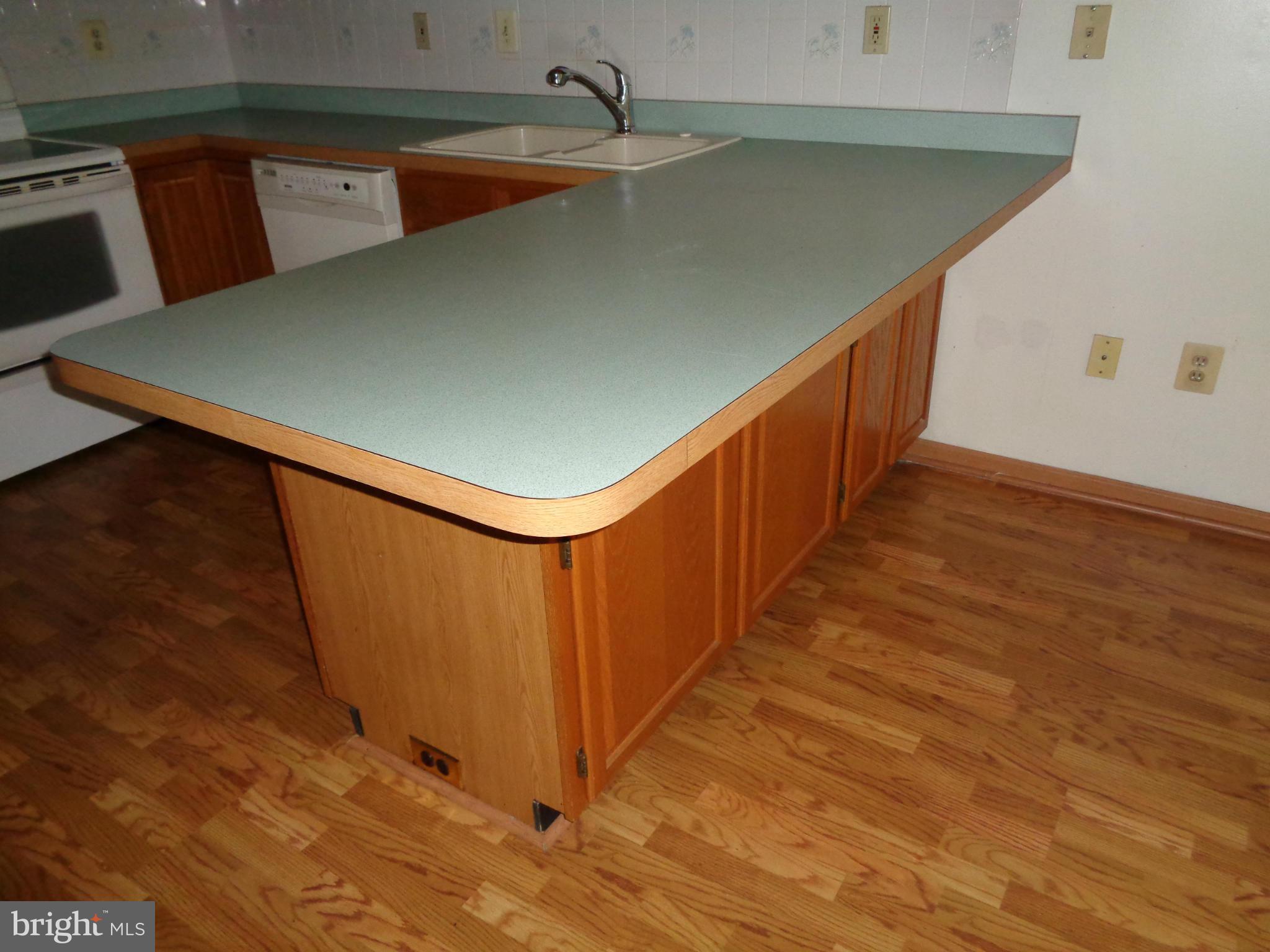 WHITE OAK VILLAGE SUB - Residential