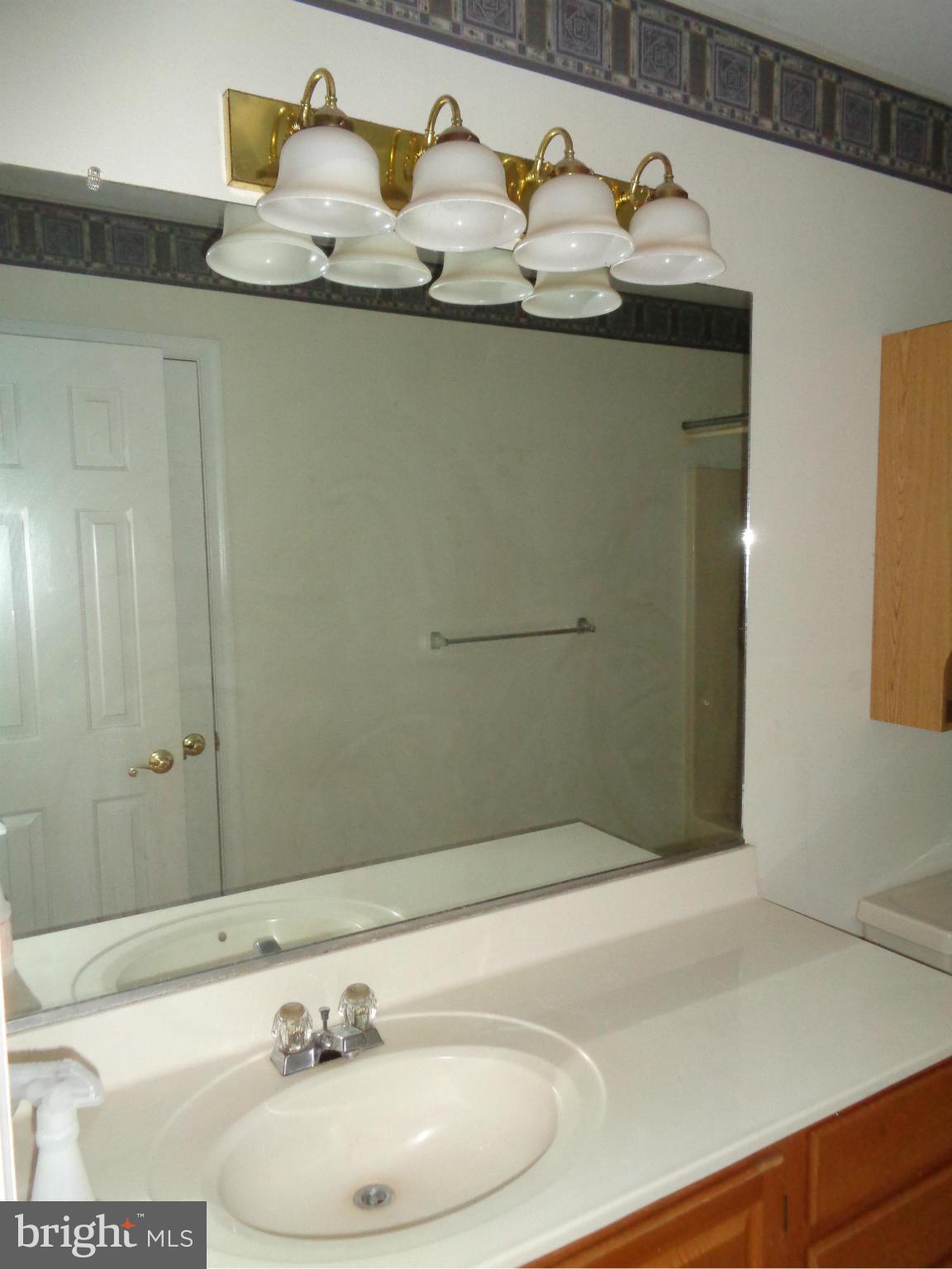 WHITE OAK VILLAGE SUB - Residential