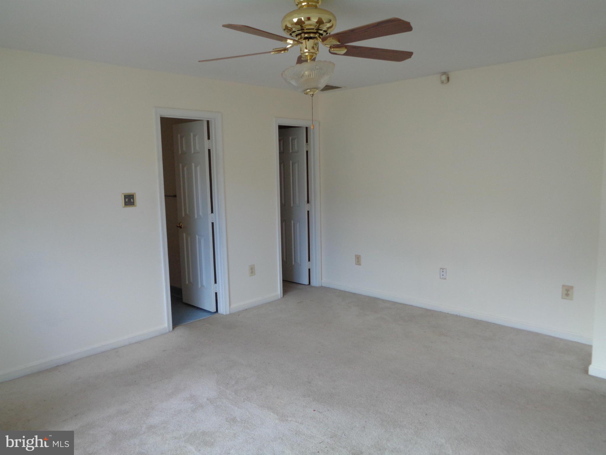 WHITE OAK VILLAGE SUB - Residential