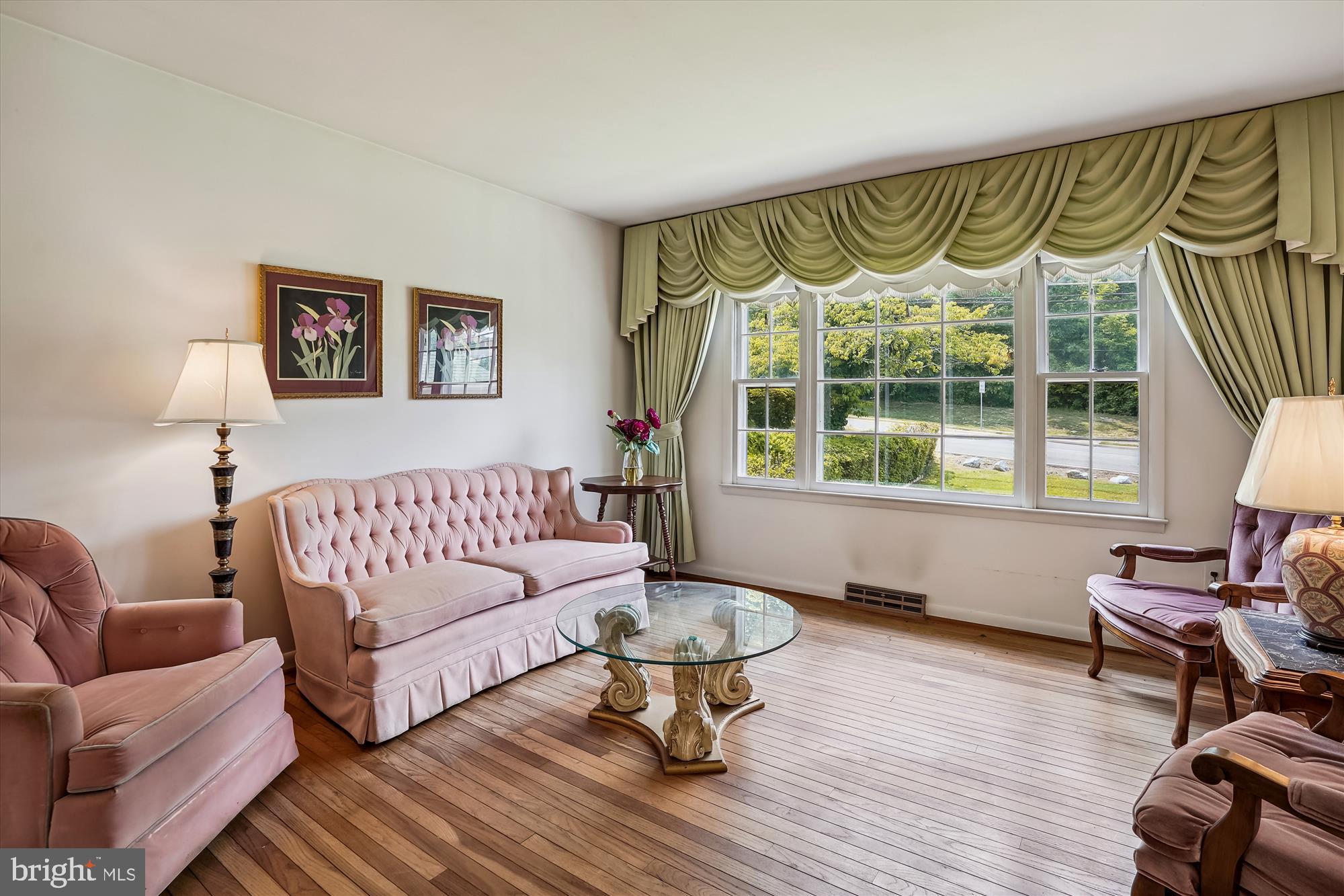 BRADDOCK ROAD - Residential