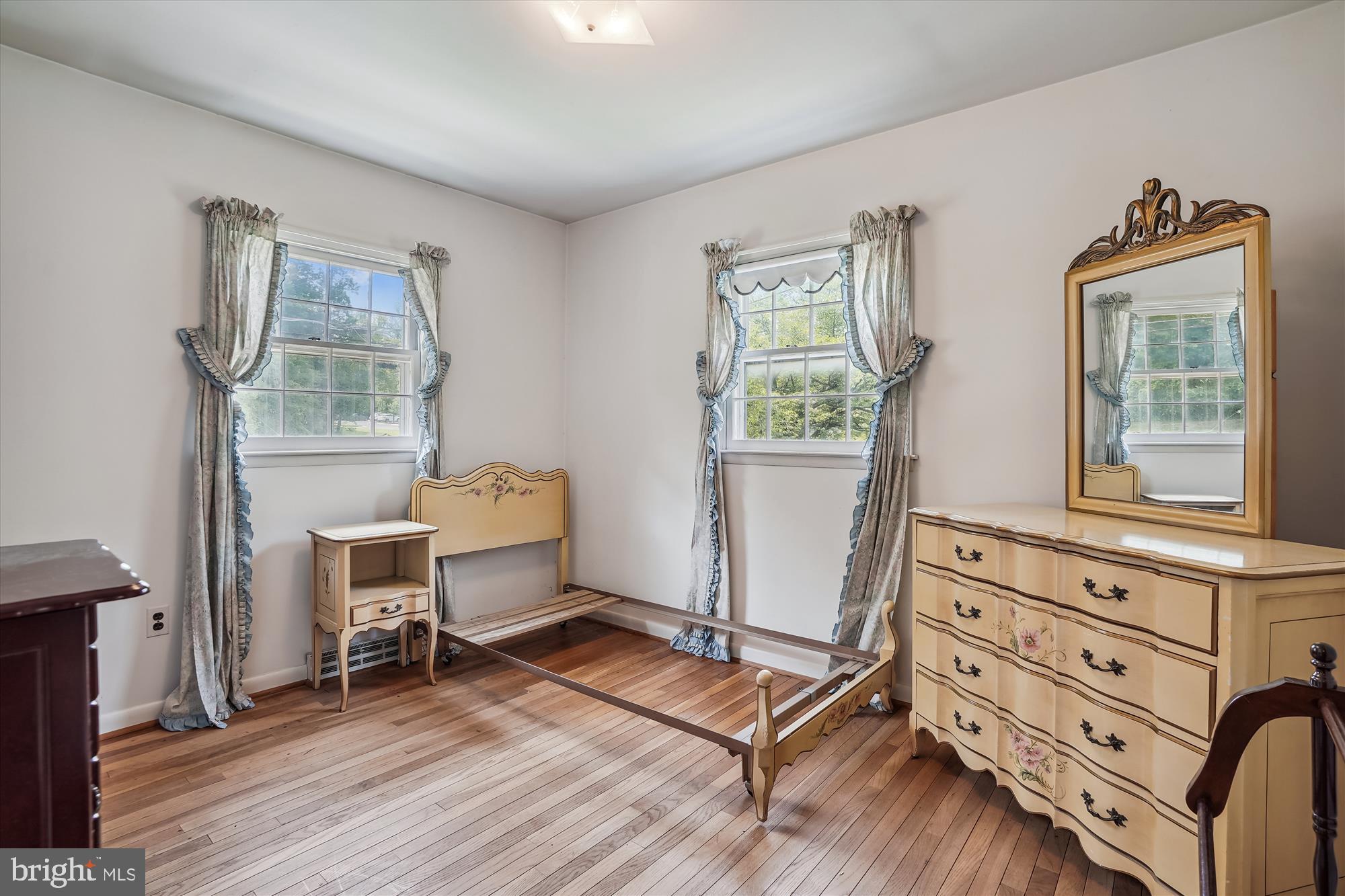 BRADDOCK ROAD - Residential